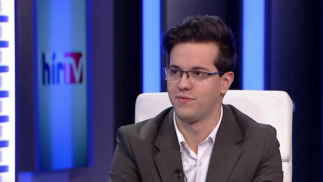 Vallottak a A4D vezetőségébe tartozó fekete öves Soros-emberek + videó