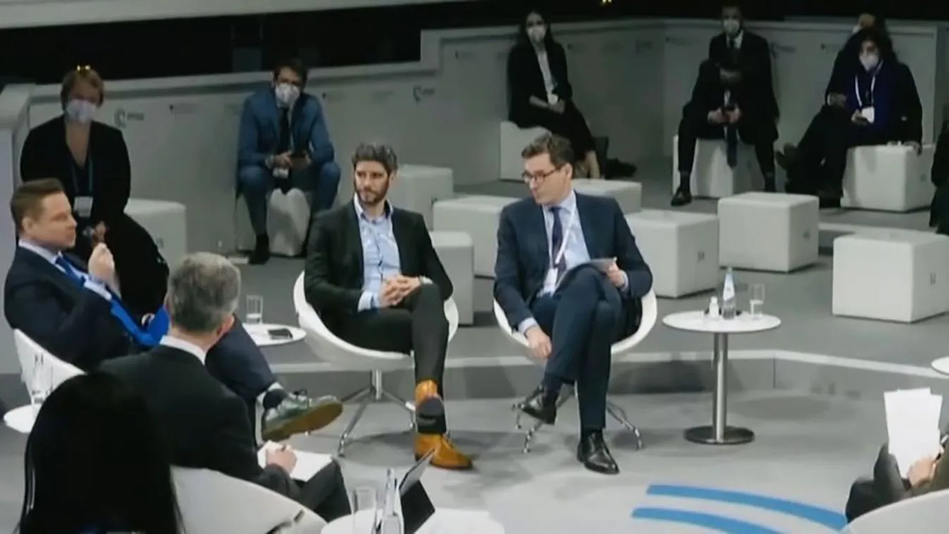 Guruló dollárok: megvizsgálná a vágatlan felvételeket a Szuverenitásvédelmi Hivatal + videó