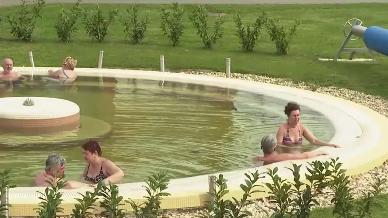 Programok tucatjai várják az ünnepi hétvégén útra kelőket országszerte + videó