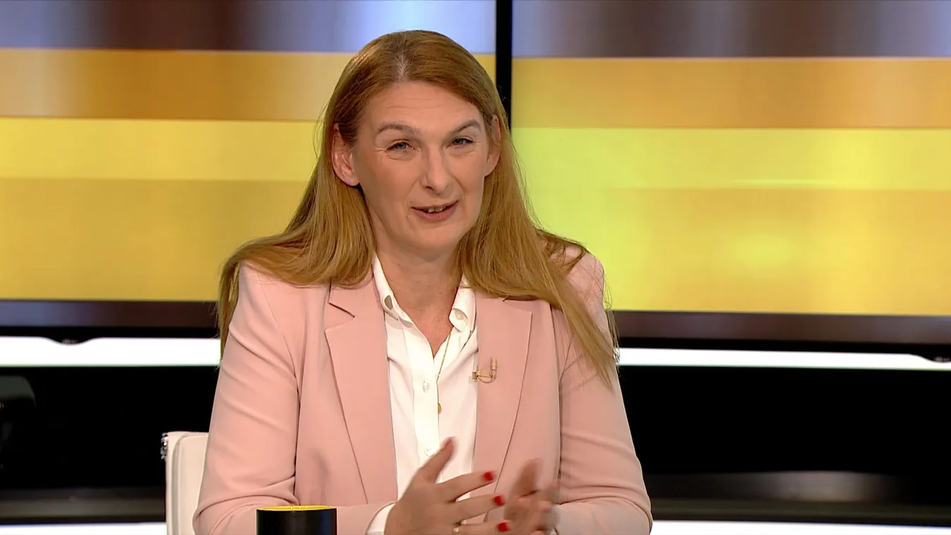 Gyurákovics Andrea: Baranyi Krisztinának diktatórikus a vezetési stílusa + videó