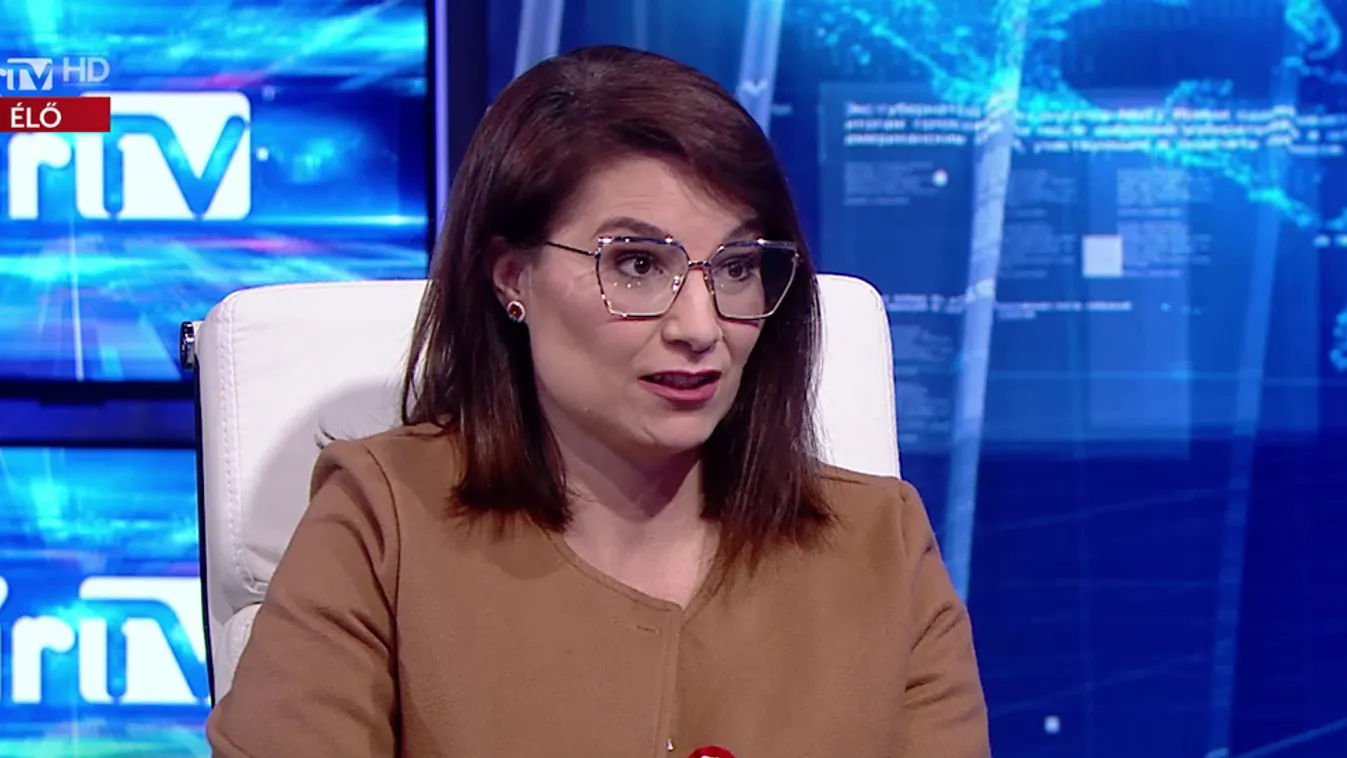 Illés Boglárka: Gyurcsánynak távoznia kellene a közéletből + videó