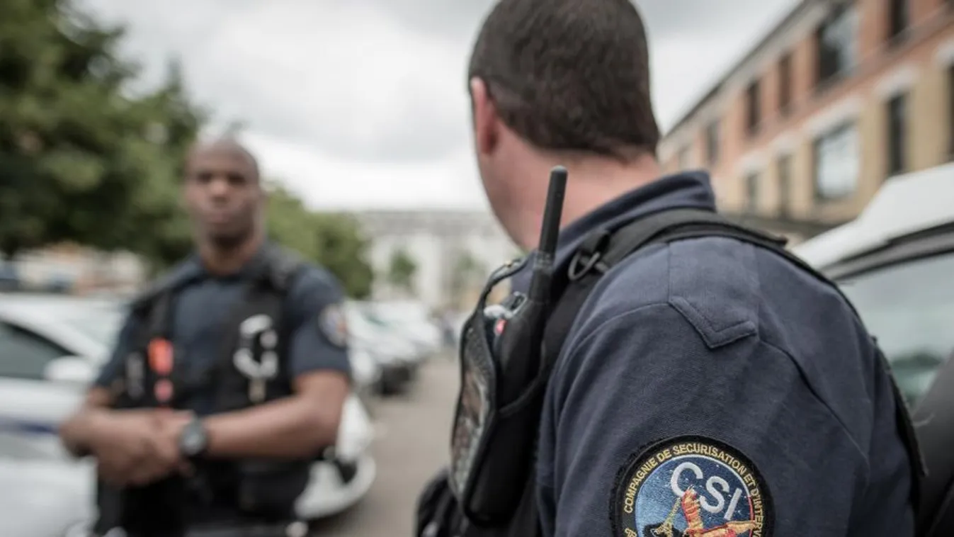 Csaknem 130 francia középiskola kapott merényletfenyegetést