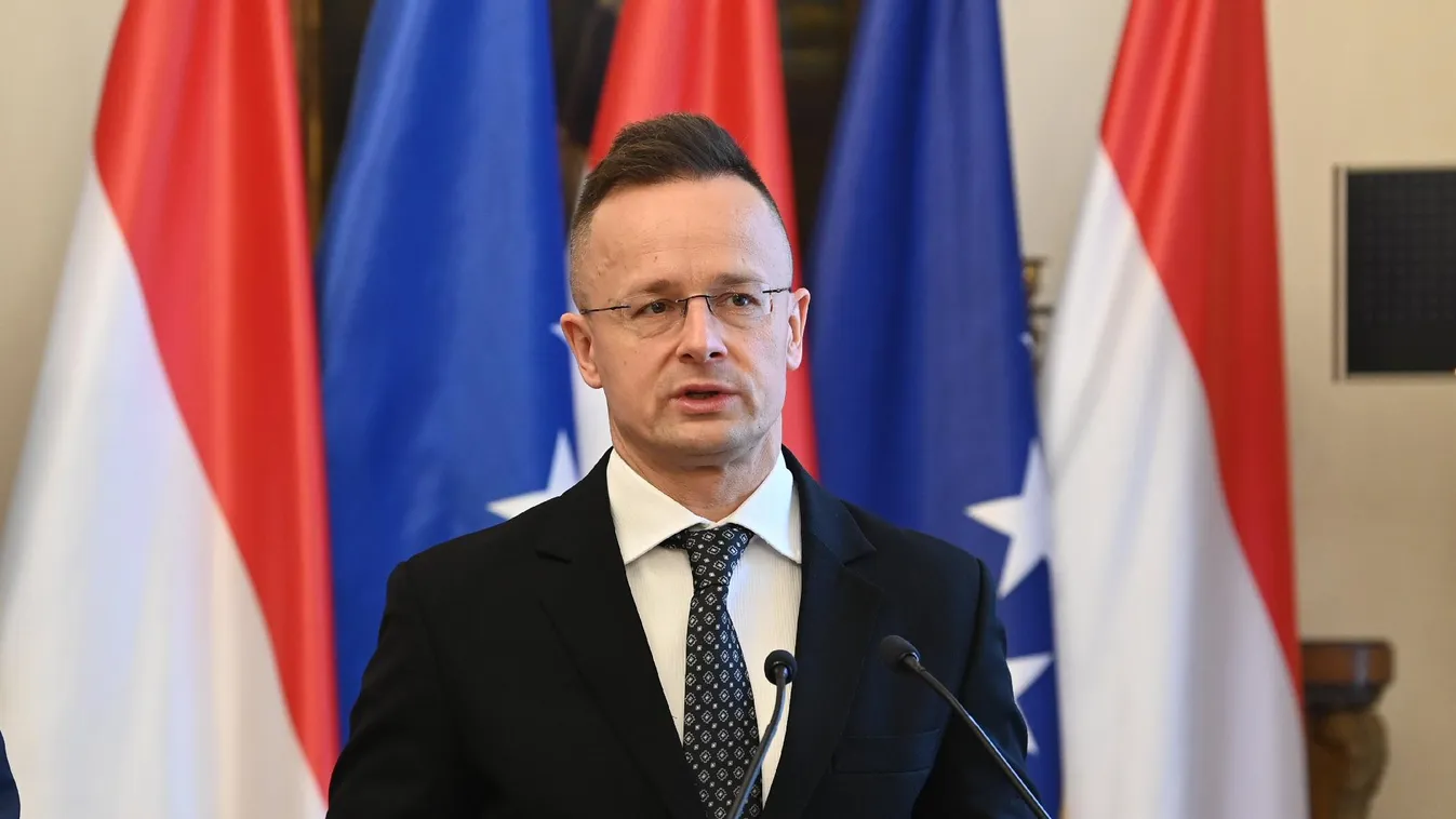 Szijjártó Péter: Minden követ meg kell mozgatni annak érdekében, hogy a háború minél előbb véget érjen