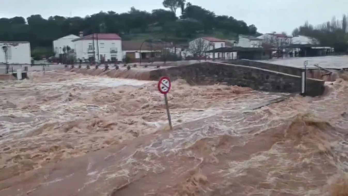 Több áldozata is van a Spanyolországot sújtó ítéletidőnek + videó