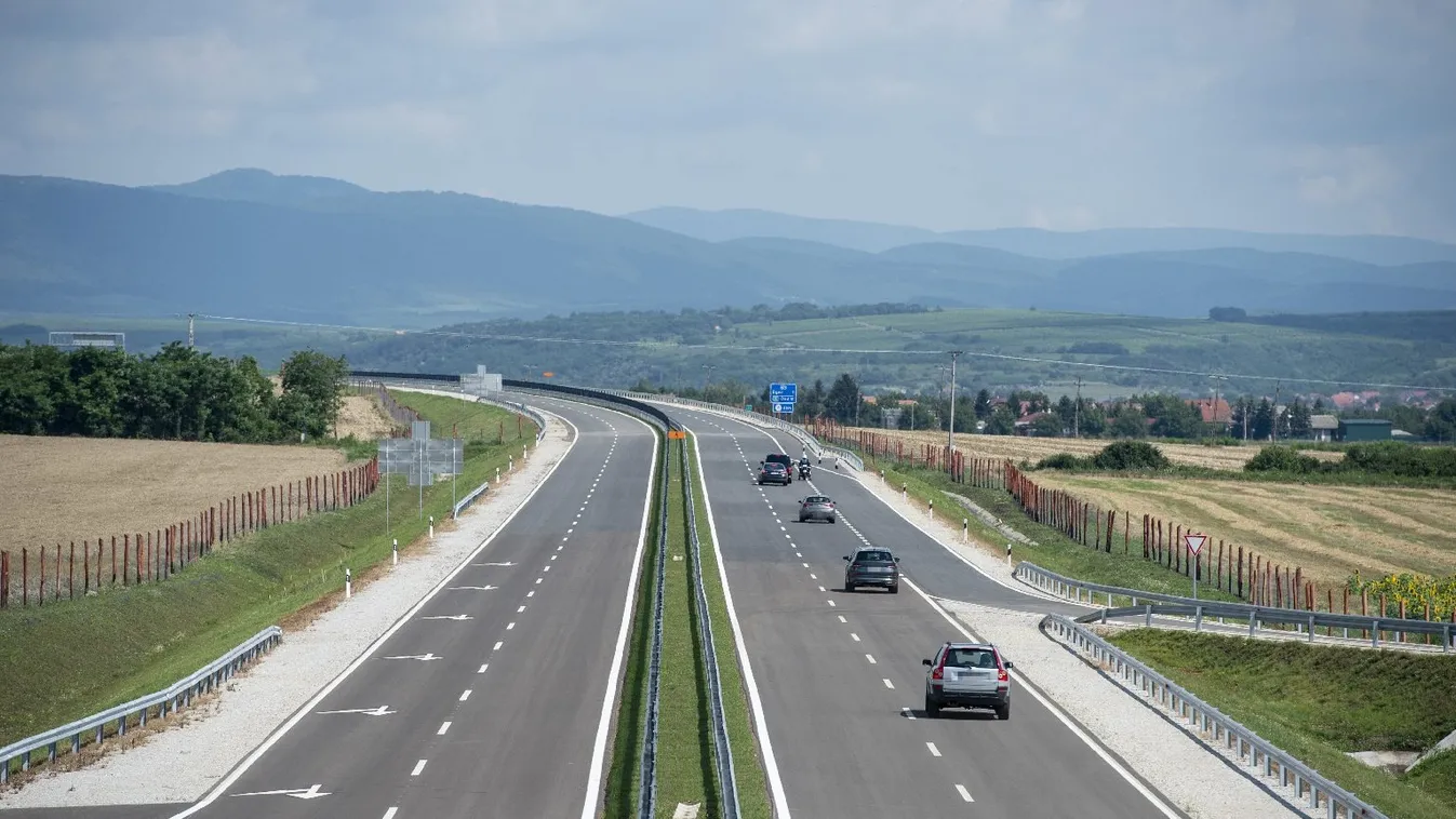 Április 1-től lehet napi autópálya e-matricát vásárolni