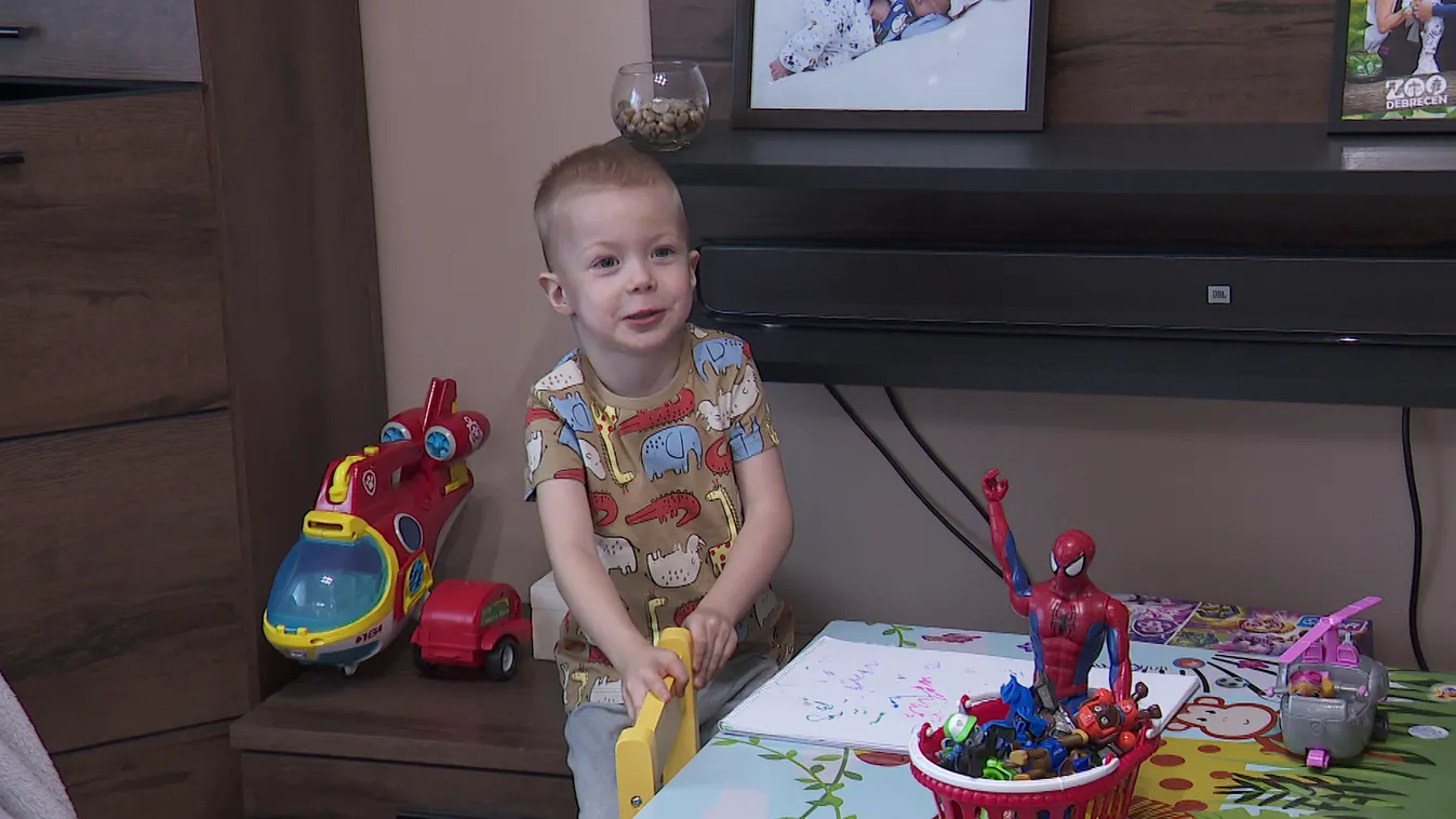 Radar - Mentsük meg Benit! + videó