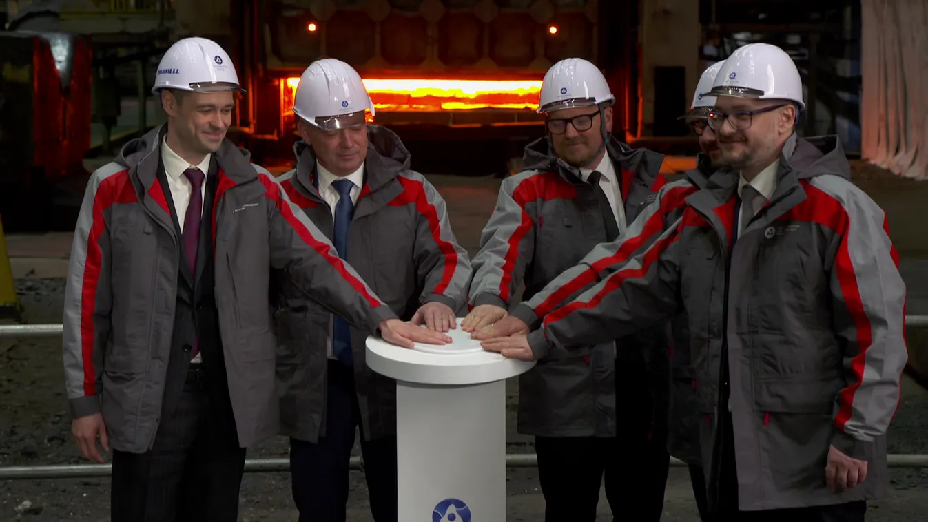 A Roszatom szentpétervári gyárában megkezdődött a Paks II. atomerőmű reaktortartályának gyártása + videó