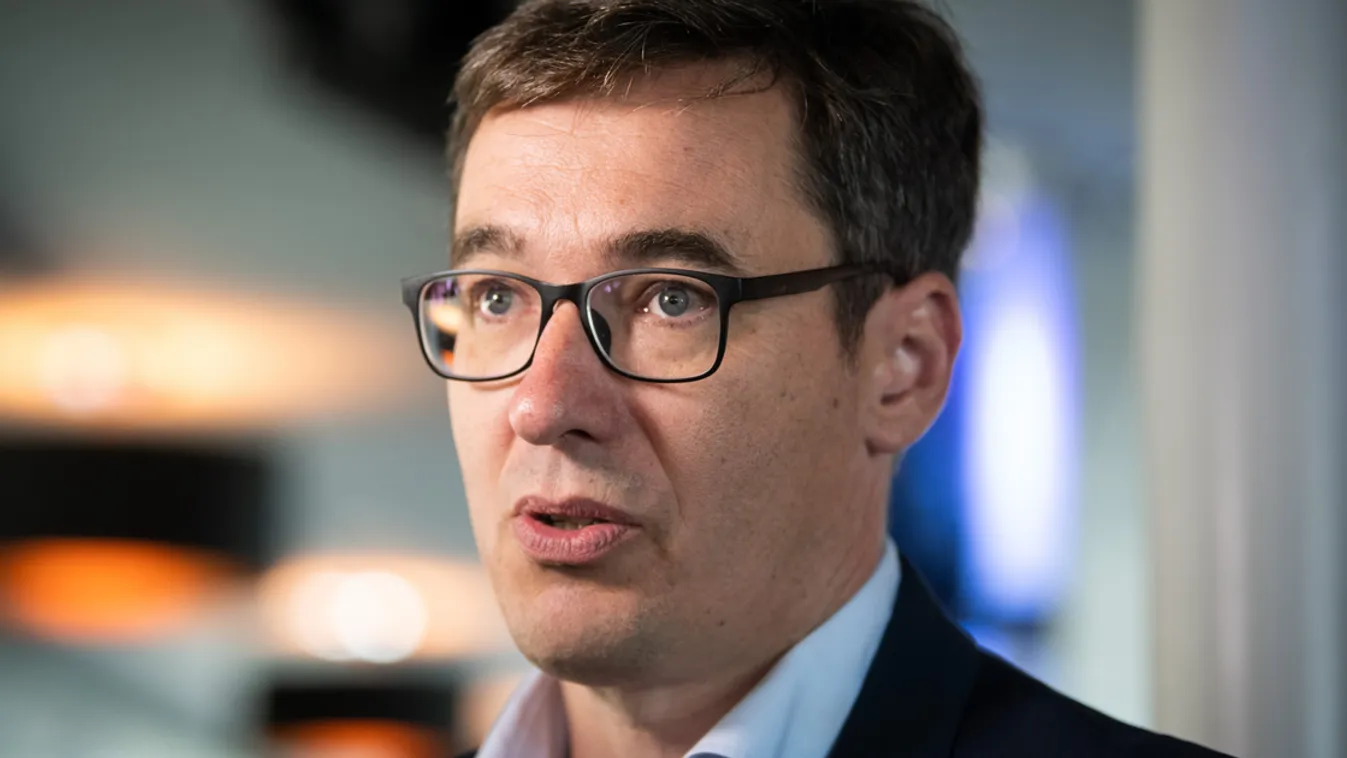 Hídpénzbotrány: Kiderült, hol landolhatott a Lánchíd-felújításból „kiszedett” másfélmilliárd forint