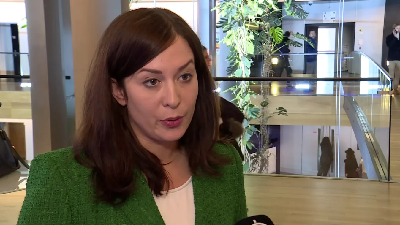 Nekiment Magyar Péternek a Momentum, amiért elveszi a szavazóit + videó