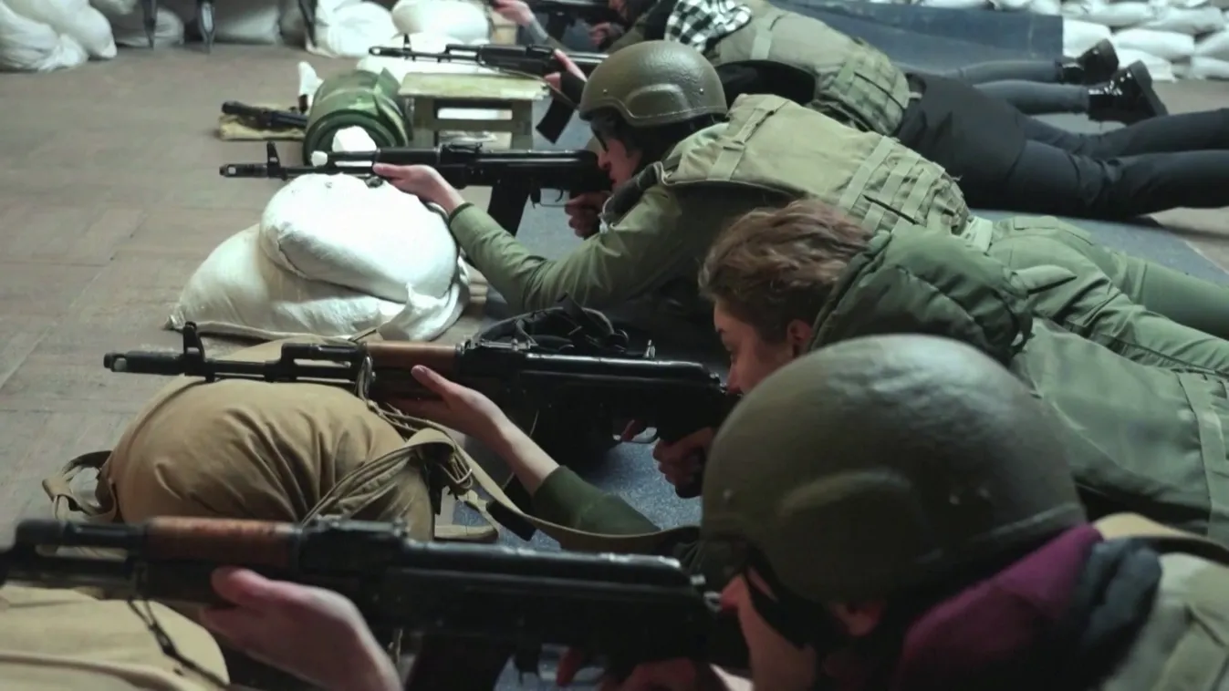 Újabb orosz légitámadás érte Ukrajnát + videó