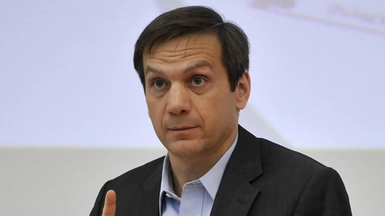 Magyarék adatvédelmi tájékoztatóját egy a Bajnai Gordon-féle cégekhez köthető személy írta