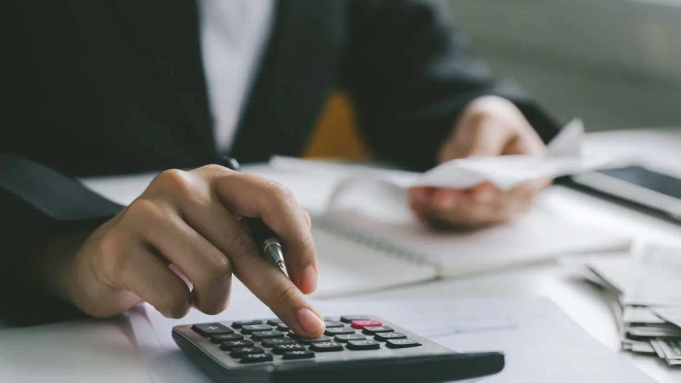 Egyszerűsödnek az adózói adminisztrációs terhek