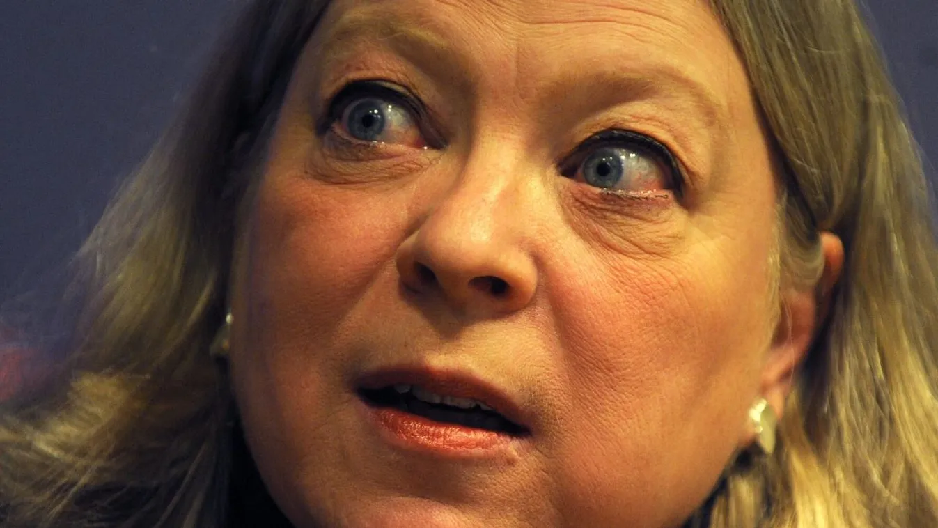 Magyar Péter támogatói között van a Soros Györgyhöz ezer szállal kötődő Kim Lane Scheppele is