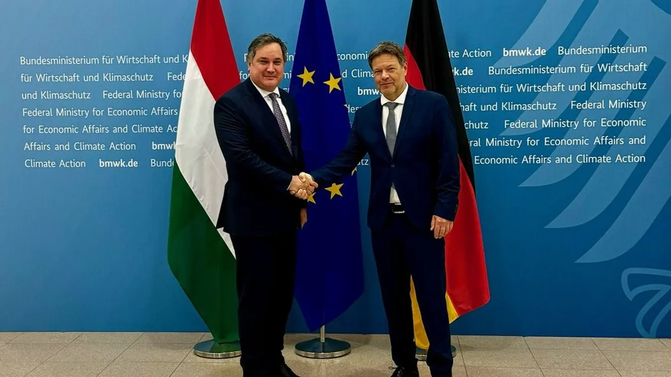 Az elektromosautó-gyártás jövőjéről egyeztetett Nagy Márton nemzetgazdasági miniszter Németországban