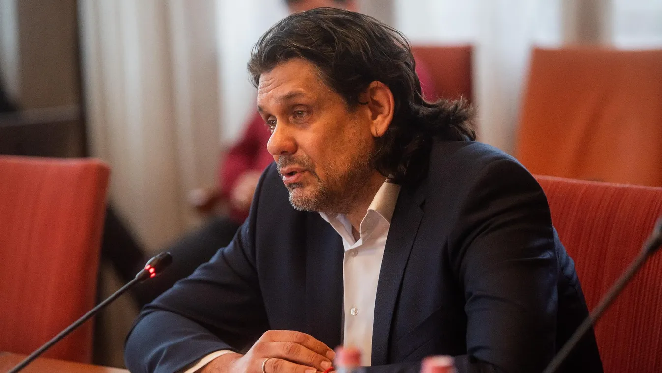 Deutsch Tamás: Bárhogy is mesterkedjenek  Brüsszelben, mi meg fogjuk védeni a magyar érdeket