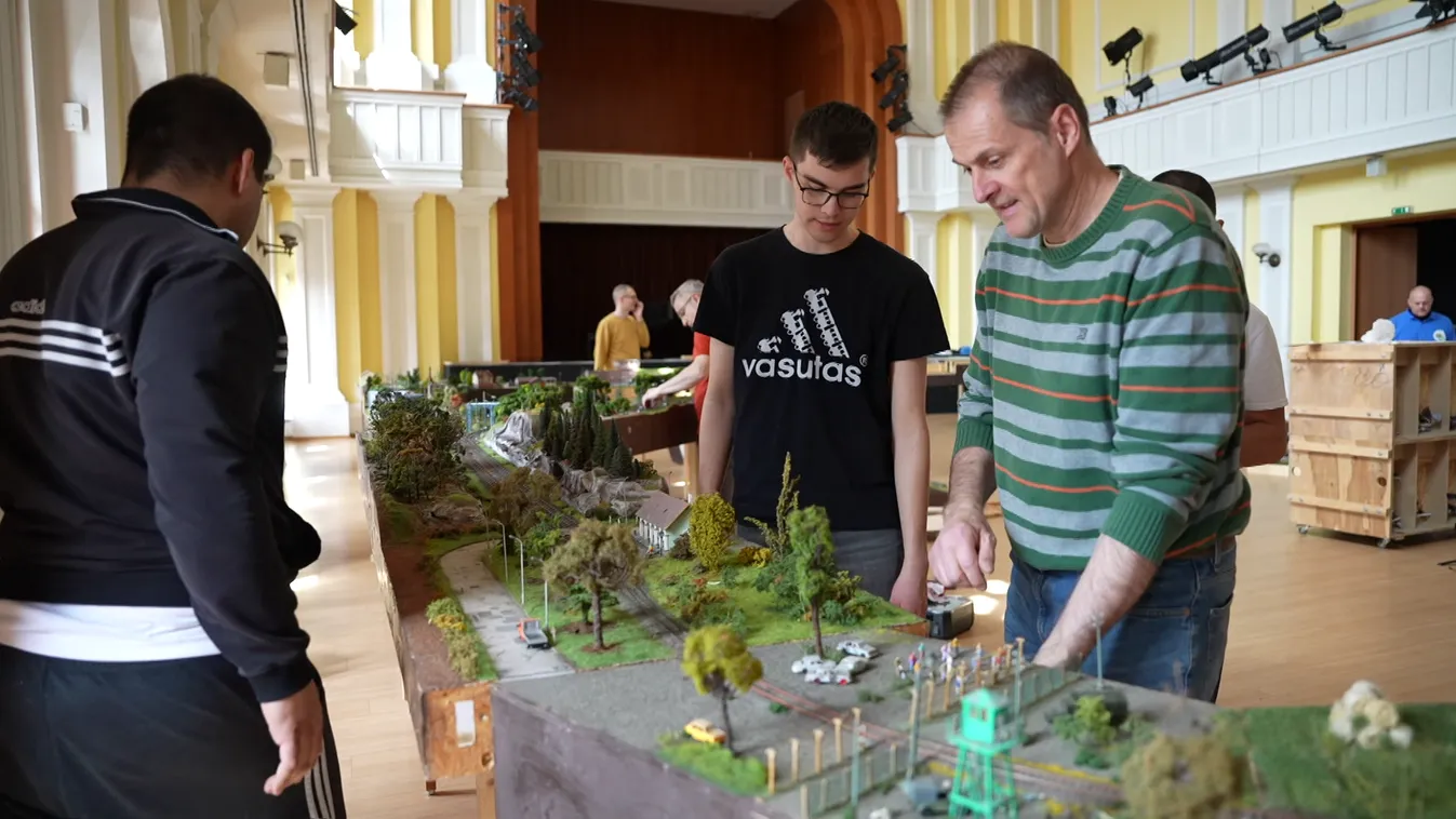 Vasútmodell kiállítás nyílt Sopronban + videó