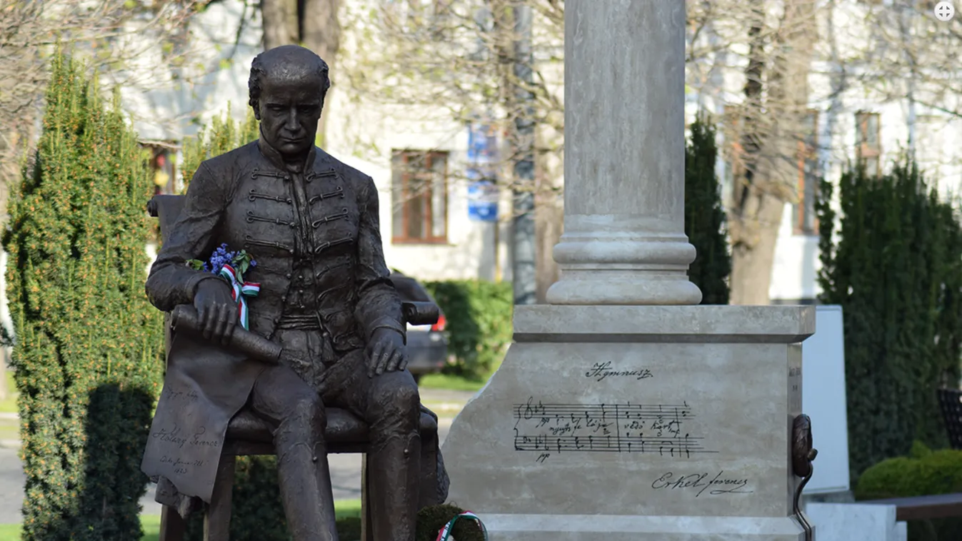 Hogy hangozna románul: "Nyújts feléje védő kart!" ?