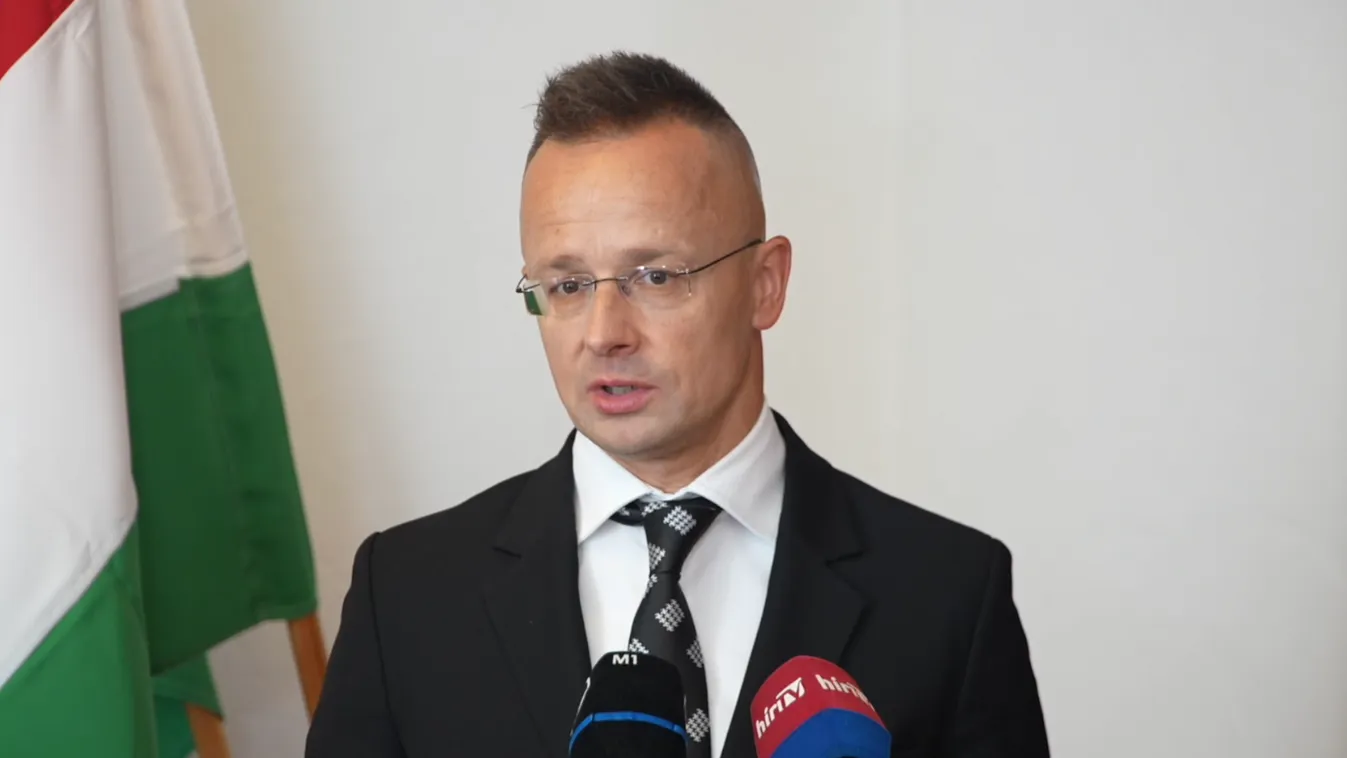 Szijjártó Péter: Amíg mi kormányzunk, addig magyar fiatalokat nem fognak az ukrajnai frontra küldeni + videó