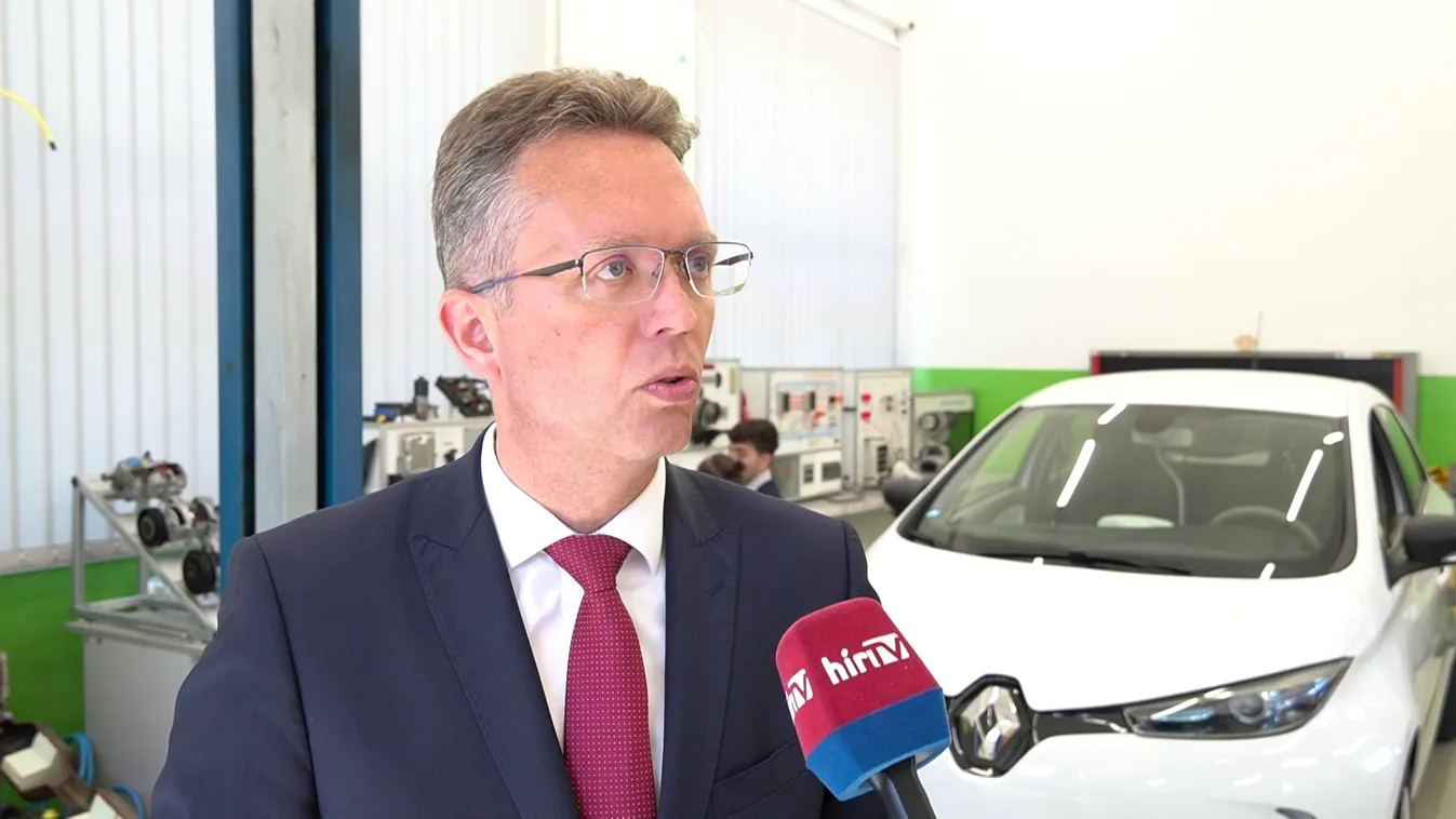 Az innováció és a szakképzés erősítésének fontosságát hangsúlyozta Hankó Balázs + videó