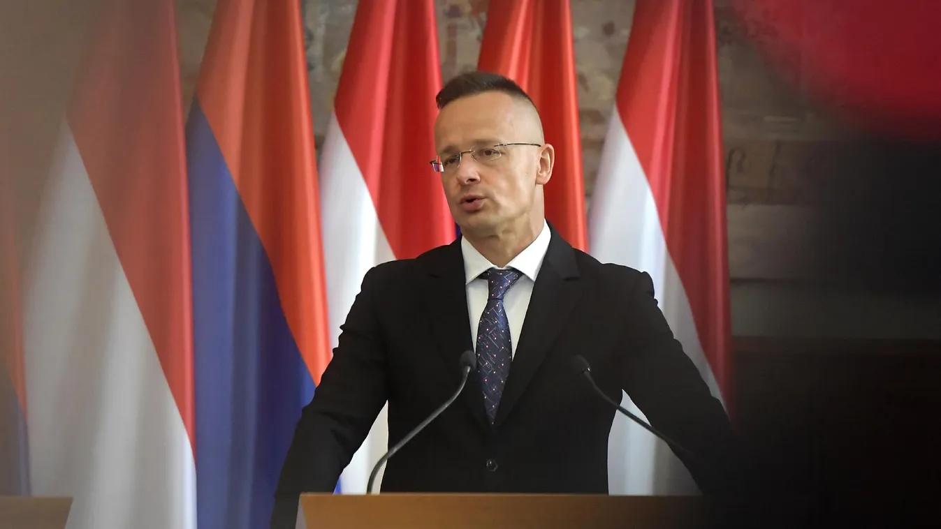 Szijjártó Péter: A magyar kormány továbbra is békepárti álláspontot fog képviselni + videó