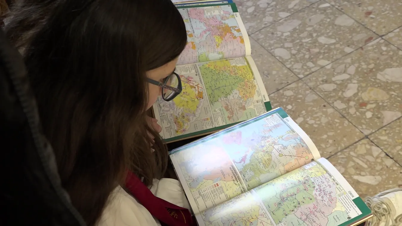 Több, mint 76 ezren érettségiztek ma történelemből + videó