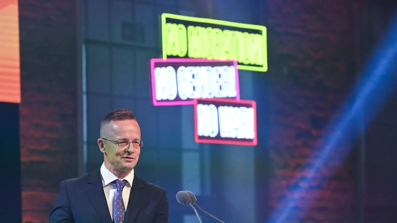 Szijjártó Péter: A háborúnak nincs megoldása a csatatéren, diplomáciai rendezésre van szükség
