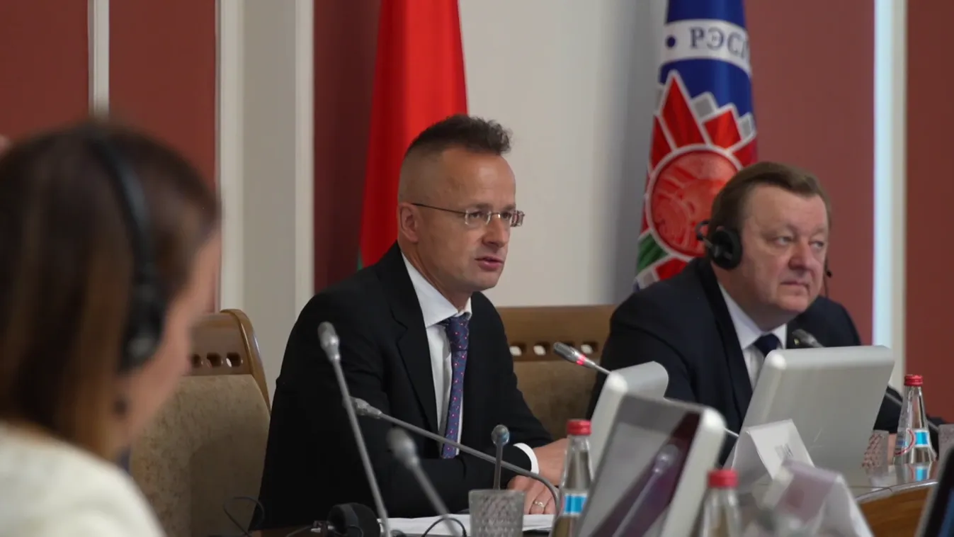 Magyarország ellenzi az európai sorkatonaságot + videó