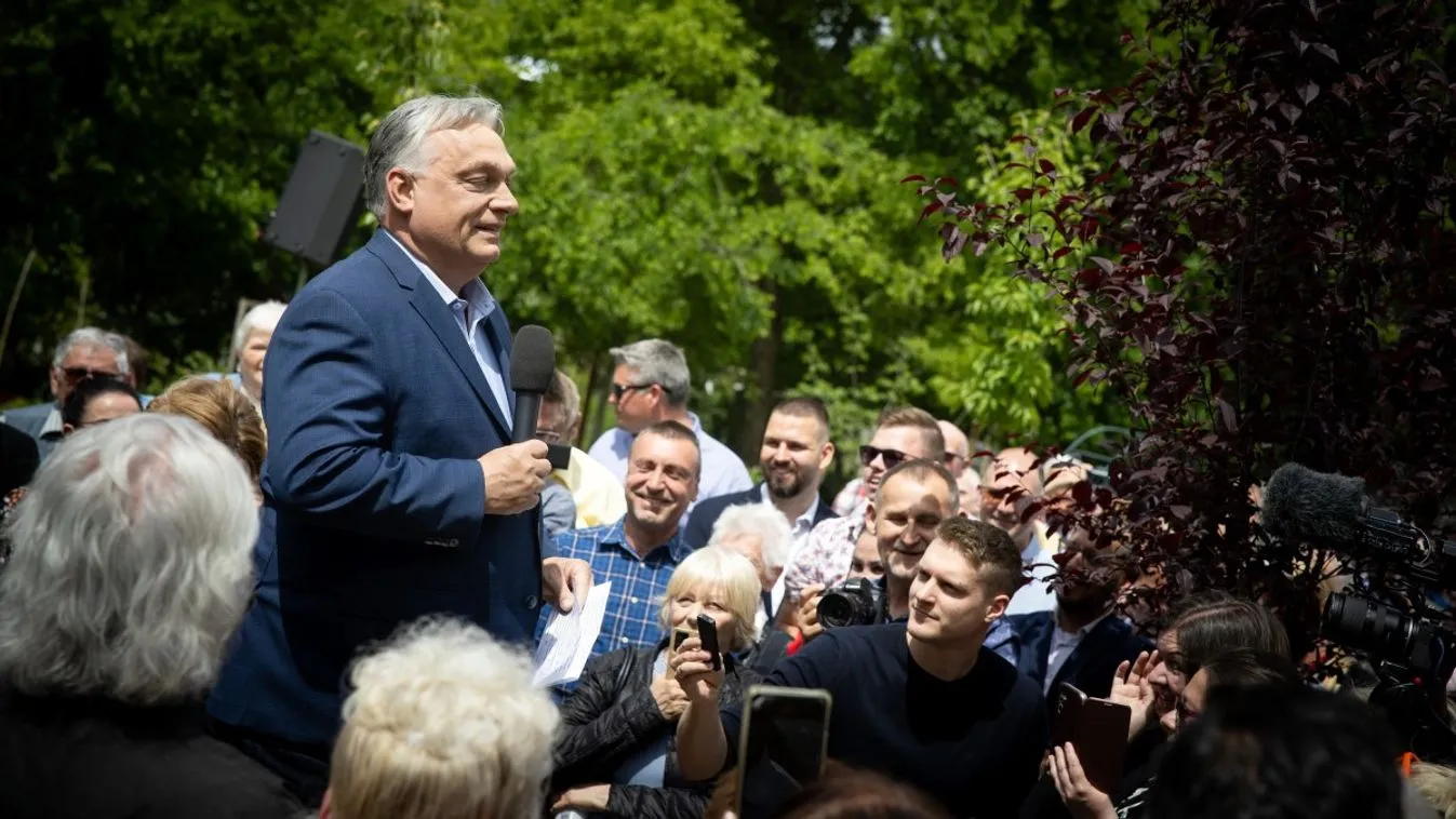 Orbán Viktor: Aki fizet, az rendeli a zenét