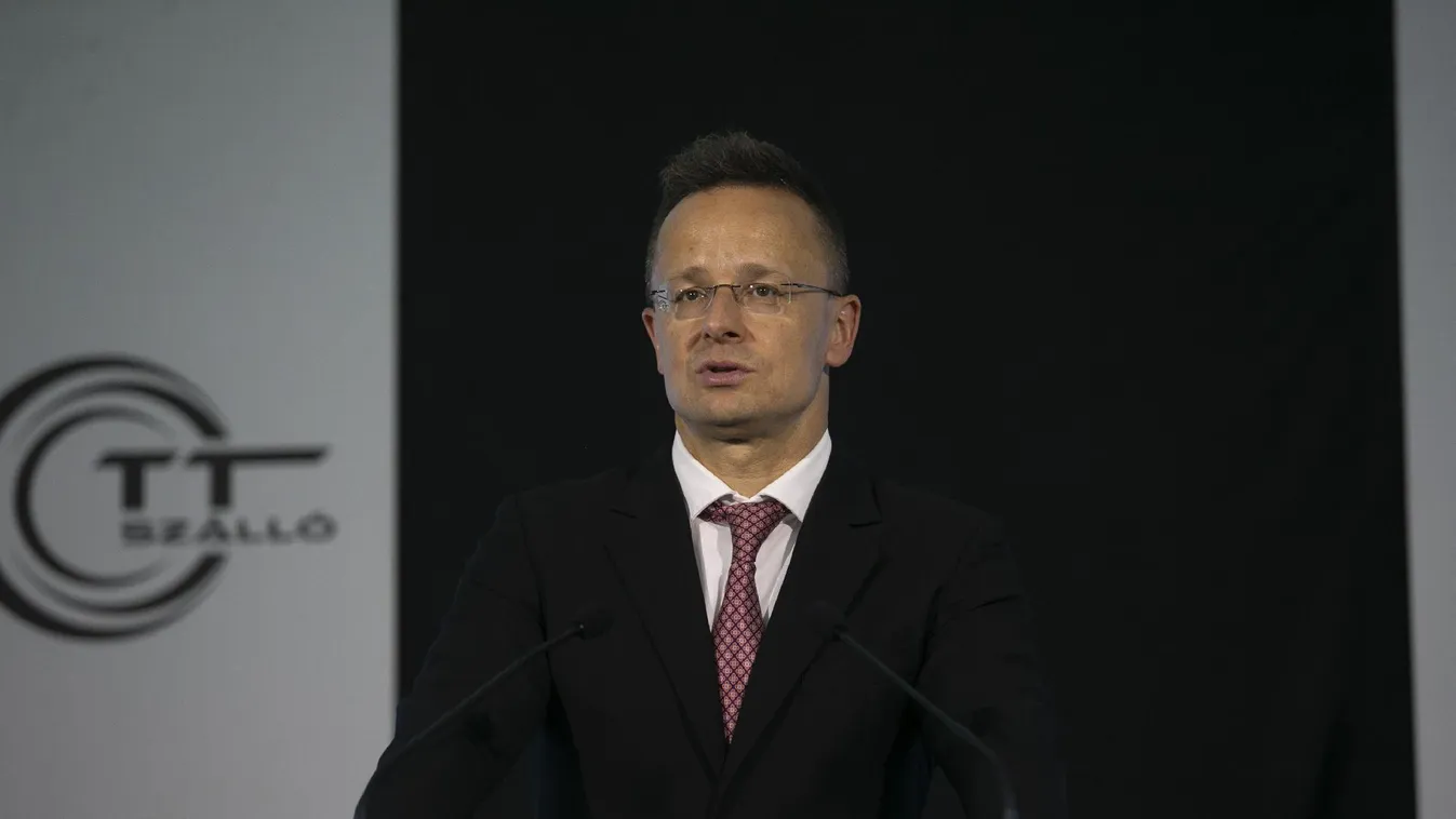 Szijjártó Péter: Magyarország erősebben került ki a válságokból, mint ahogy belement