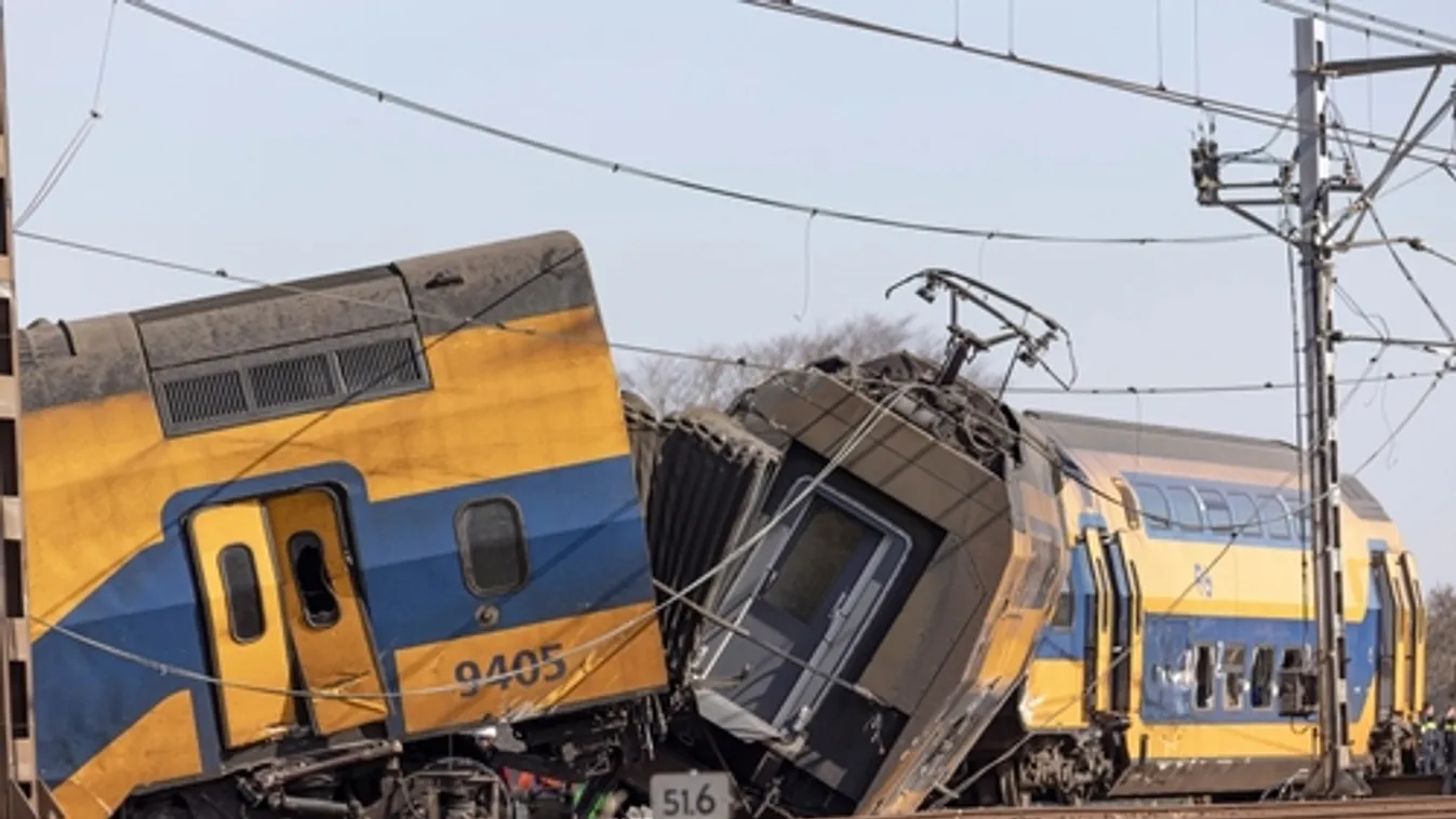 Súlyos vonatbaleset történt Indiában, többen meghaltak