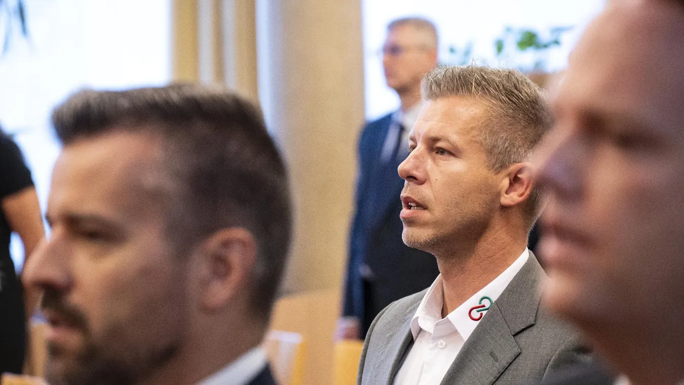 Ifj. Lomnici Zoltán: Magyar Péter olyan politikai irányvonalat követ, amely szemben áll Magyarország érdekeivel