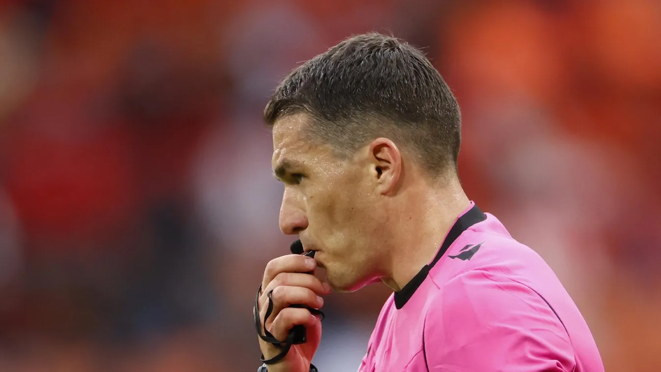 Kovács István sípszavára indul a számunkra sorsdöntő mérkőzés