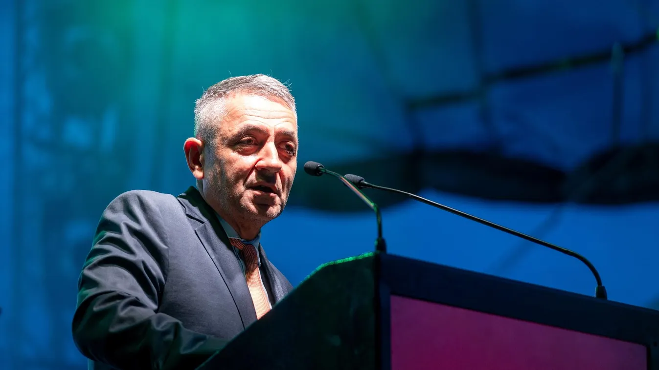 Potápi Árpád: Ne legyenek illúzióink, a magyarok ügyét csak a magyarok fogják képviselni