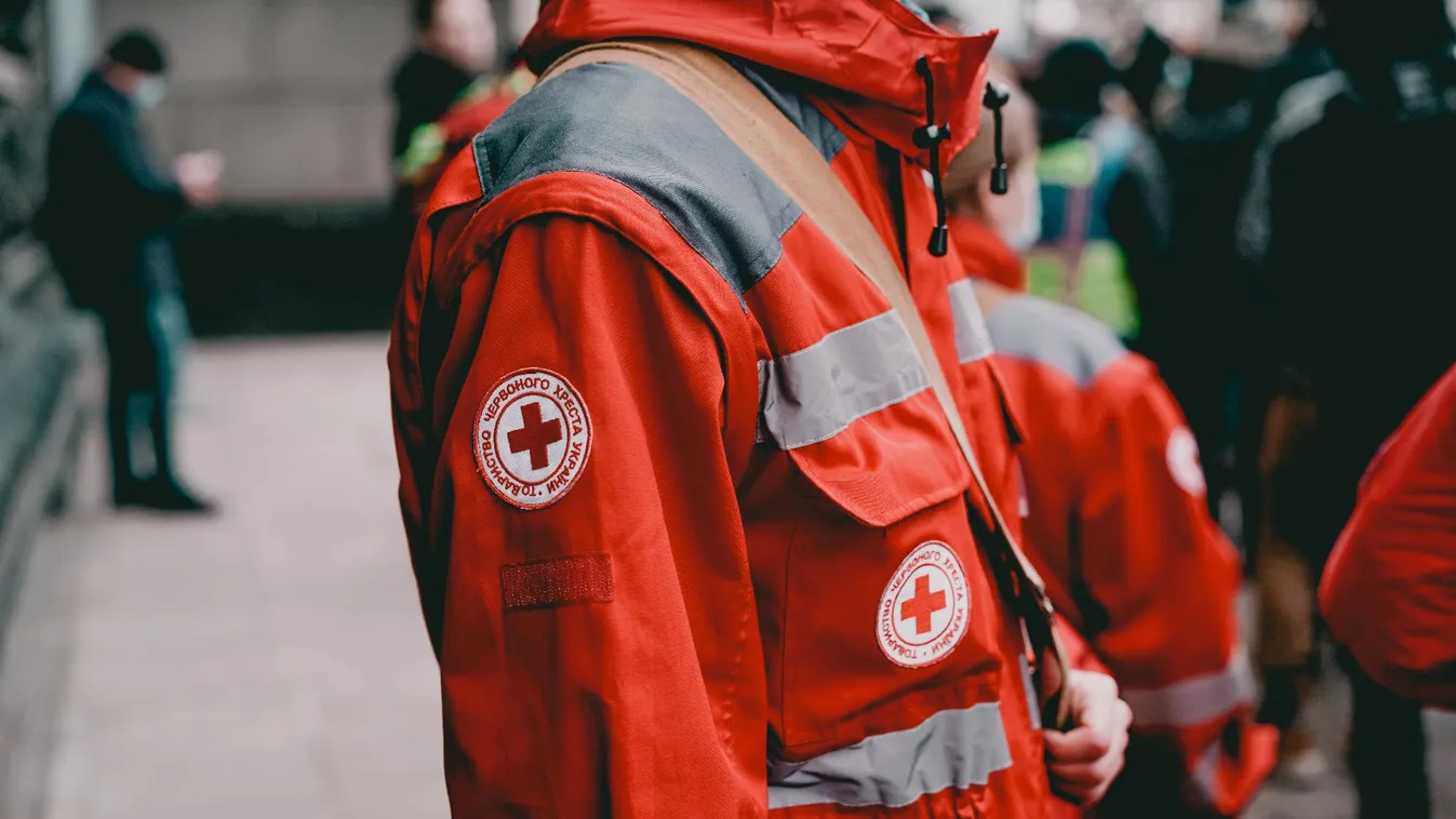 Mentősök és katonák verték egymást Odesszában + videó
