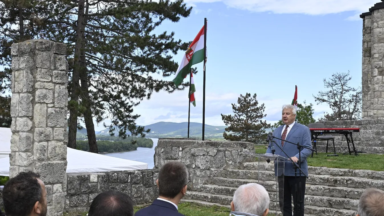 Semjén Zsolt: Egy csodálatos nyelv, egy egyedülálló kultúra és egy heroikus történelem sorsközösségének örökösei a magyarok