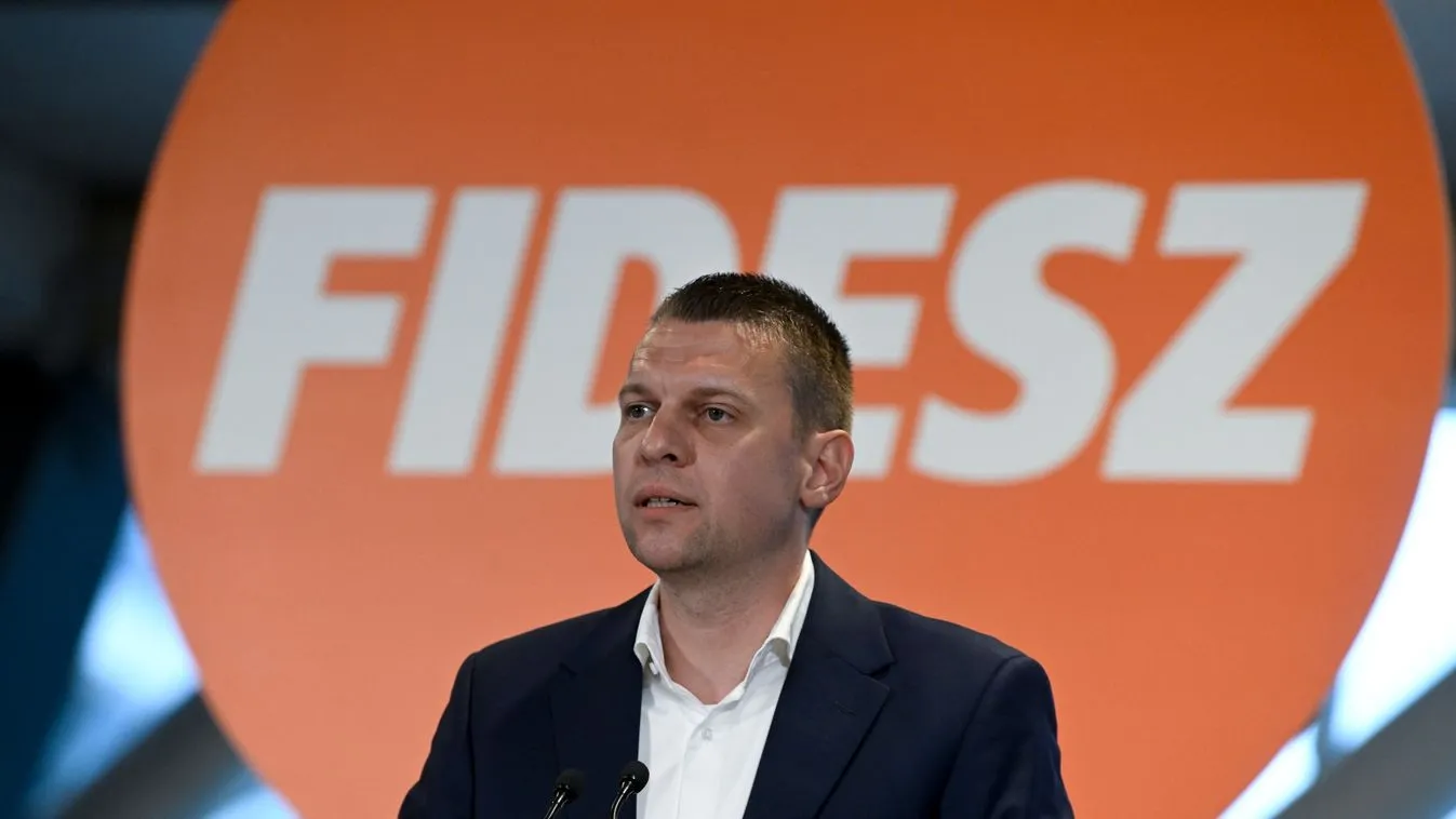 Menczer Tamás: Amit Orbán Viktor csinál, az egy békemisszió!