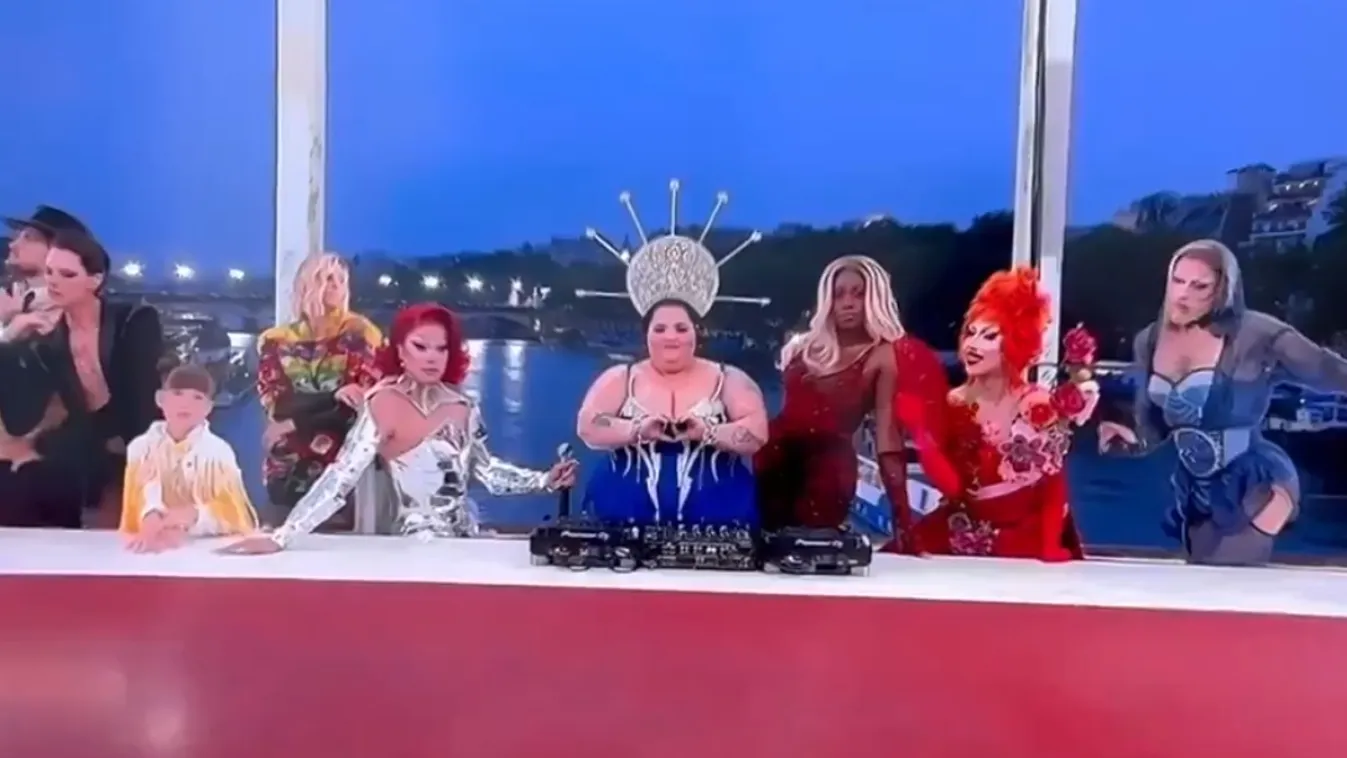 Ez Franciaország - így reagált Macron az olimpiai drag show-ra