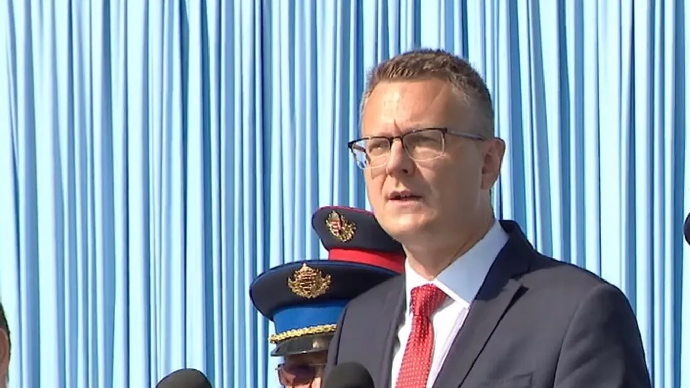 Újabb rendőrökkel bővült a magyar rendőrség állománya + videó