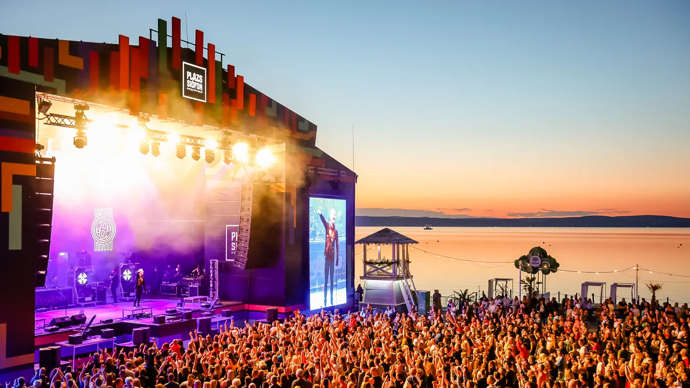 A nyárnál csak a Plázs programjai forróbbak