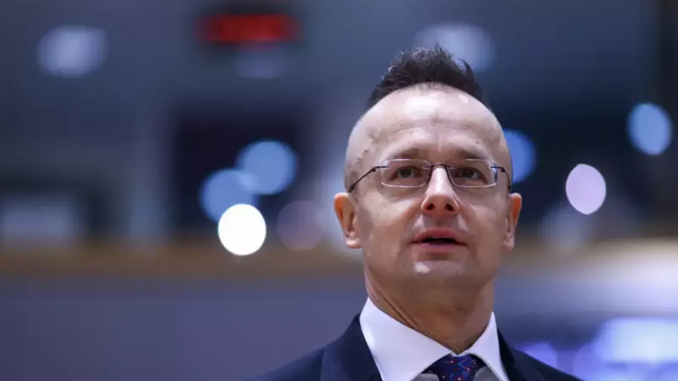 Szijjártó Péter: A nukleáris ipar, a napenergia-ipar és az autóipari átállás a növekedés három fő pillére