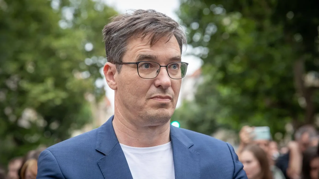 Bírságok miatt sok milliárdot pazarolt a főváros