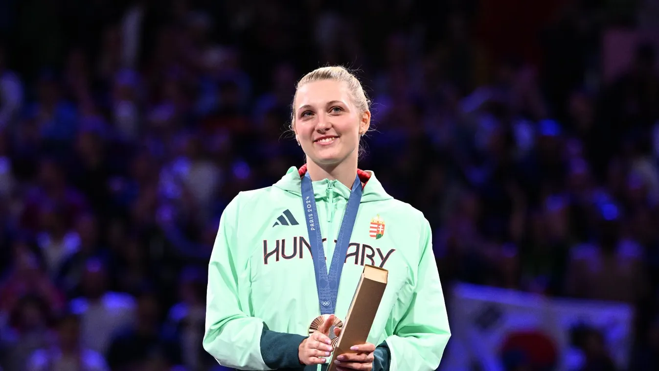 Örömkönnyekben úsznak a győztes magyar sportoló szülei + videó