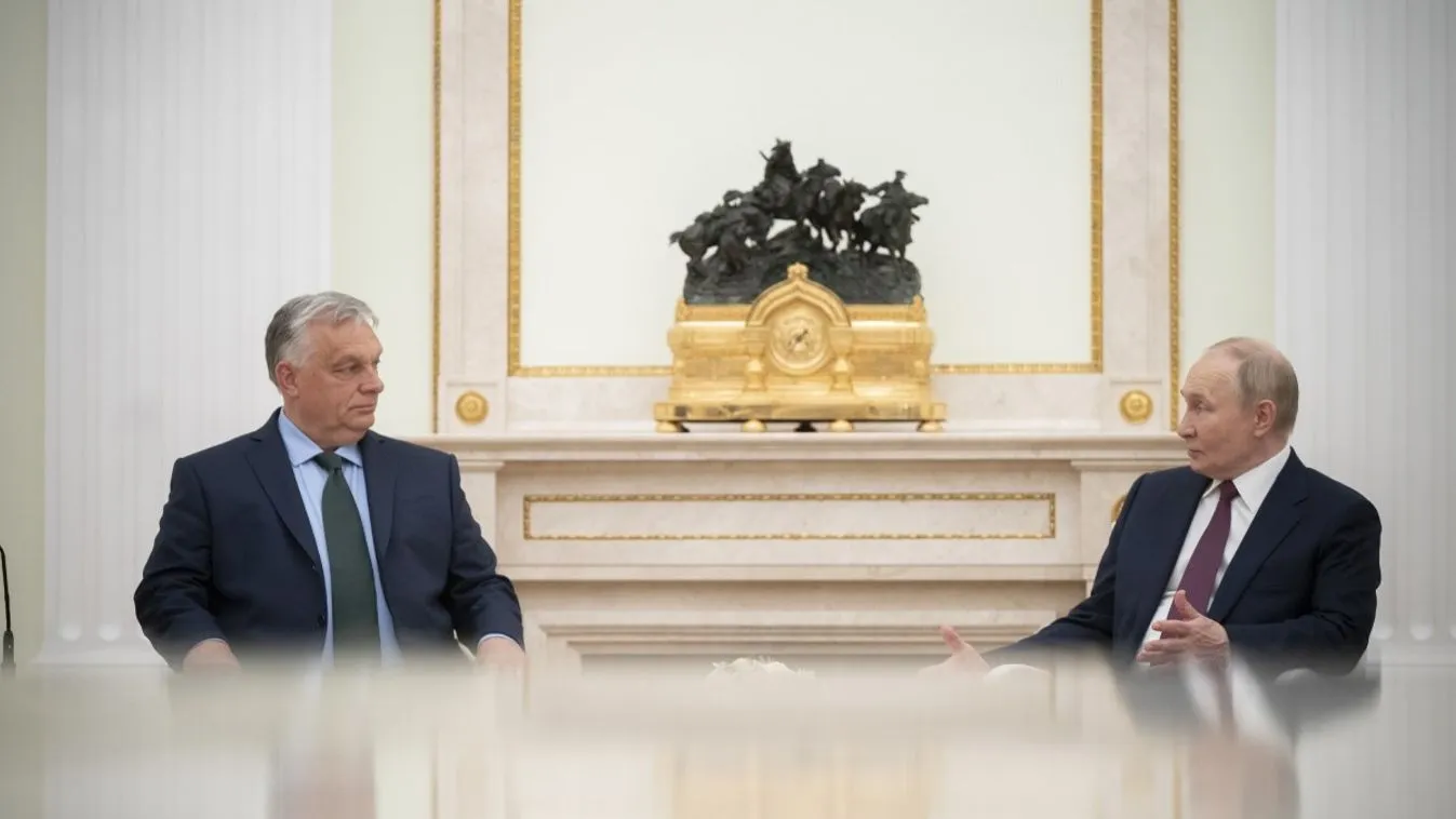 Az oroszok szerint Orbán Viktor lehet az aduász, aki megmentheti Európát