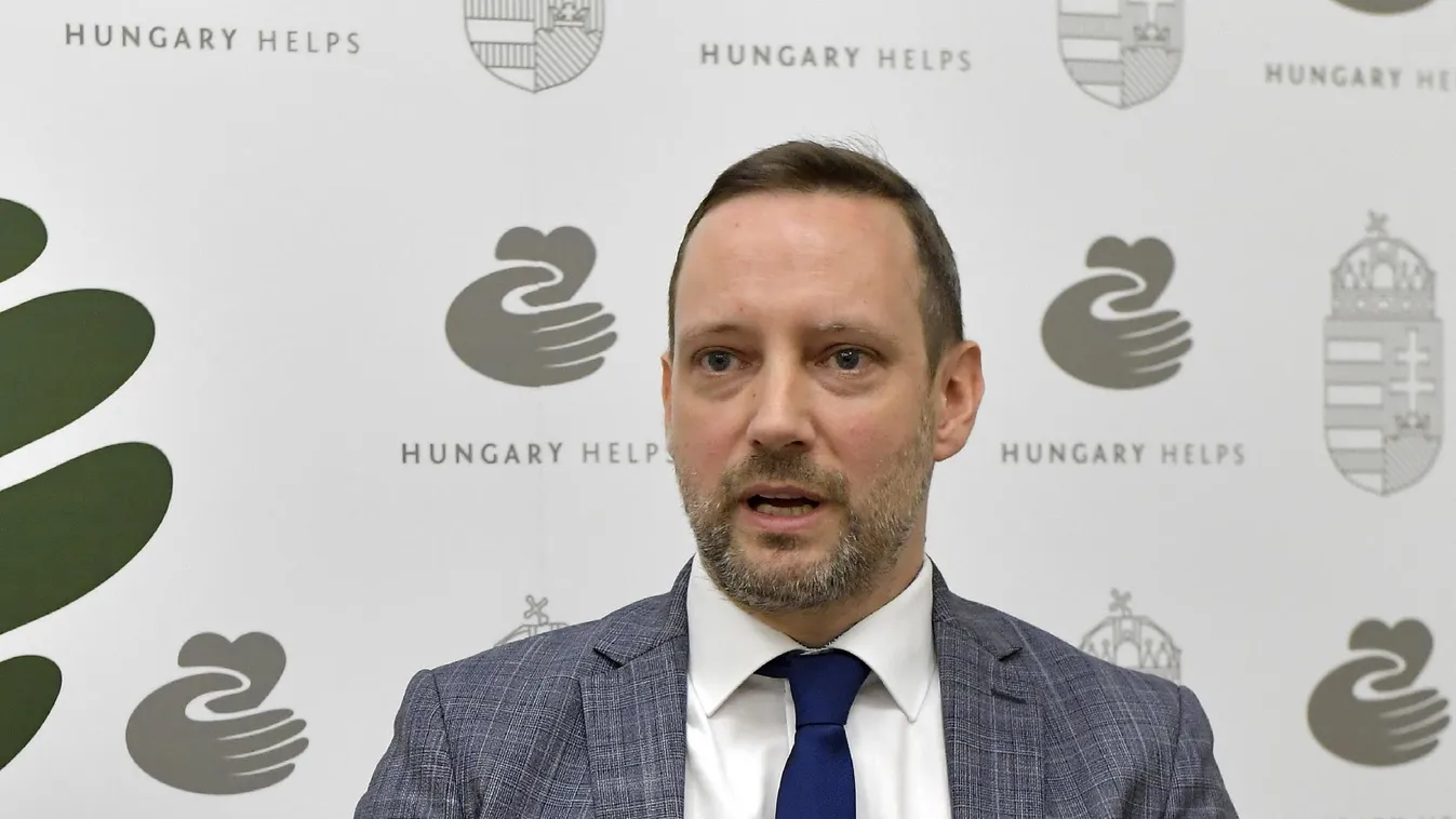 Azbej Tristan: Nem a migrációt kell támogatni, hanem lehetővé kell tenni, hogy az emberek, a közösségek az otthonaikban maradhassanak