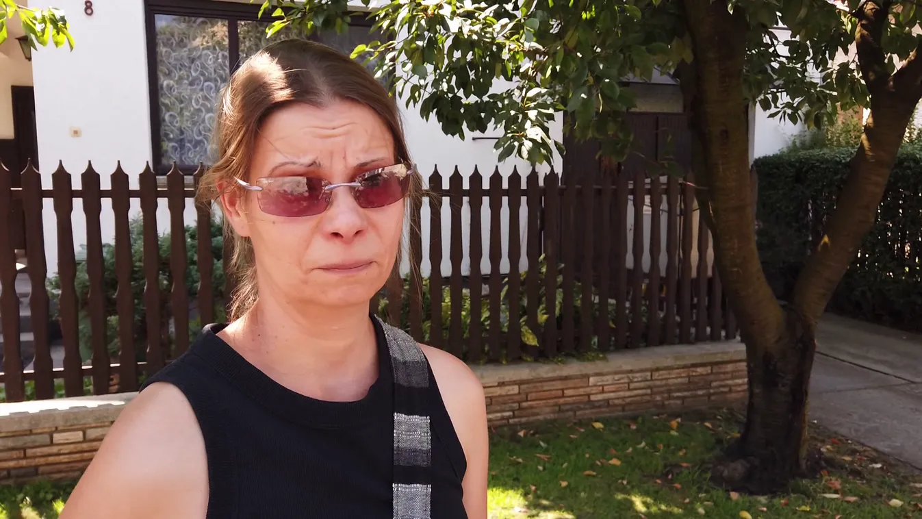 „A piros szőnyegre” húzta Rolit és már rúgta is, majd felrángatta, hogy ne nyafogjon, nem kislány + videó