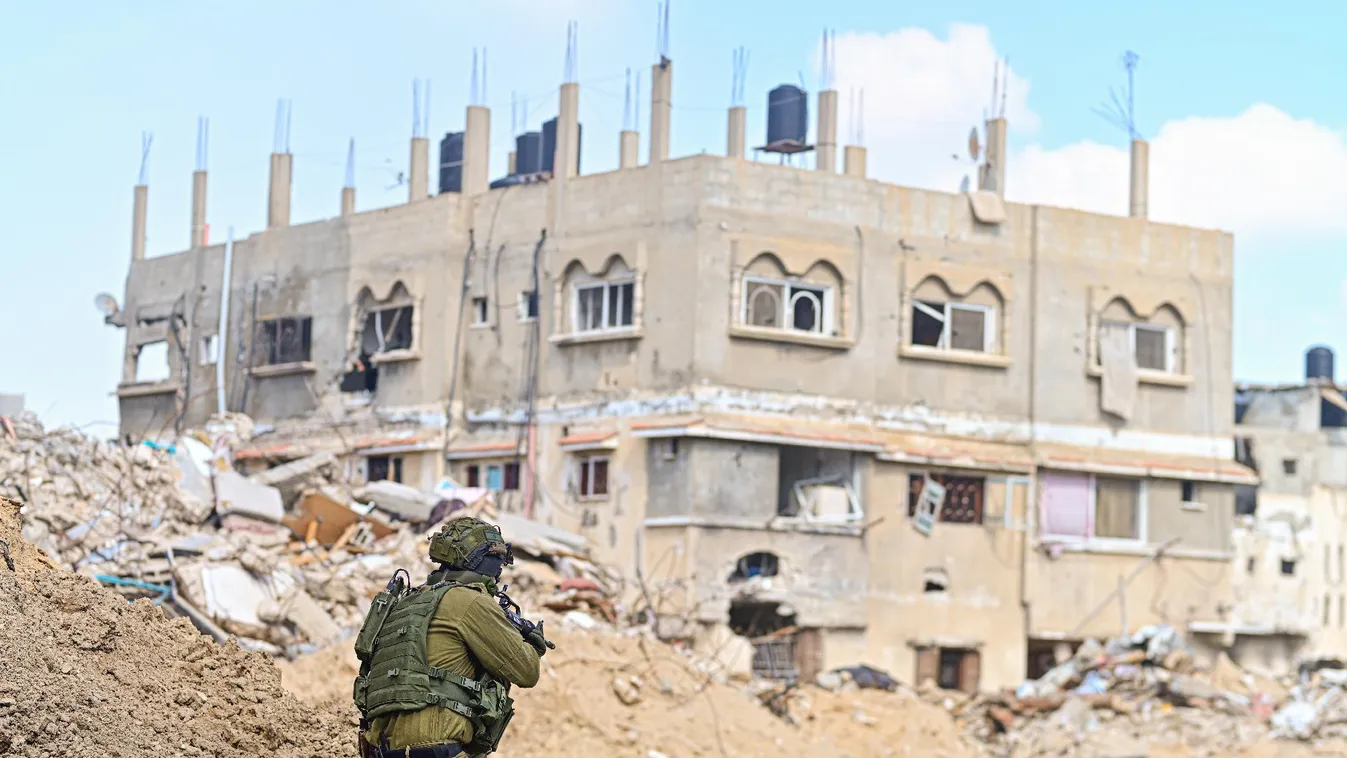 Kimentették hat megölt izraeli túsz holttestét a Gázai övezetből