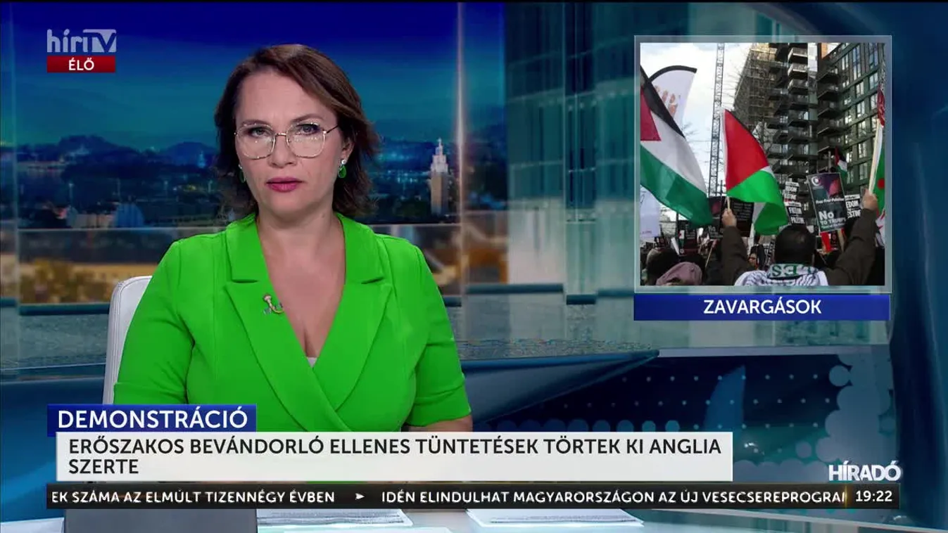 Erőszakos bevándorló ellenes tüntetések törtek ki Anglia szerte