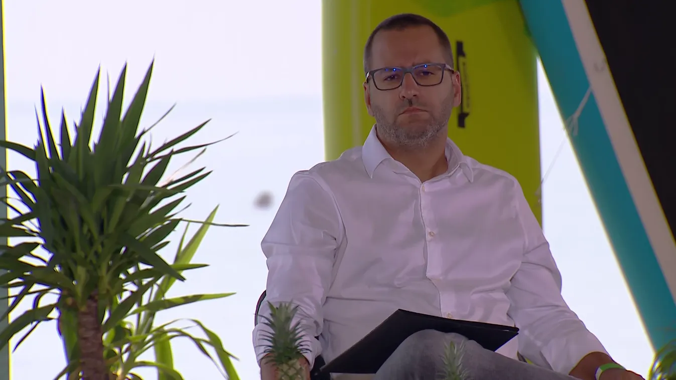 Lánczi Tamás: Magyarországot kívülről komoly támadás, fenyegetés éri + videó