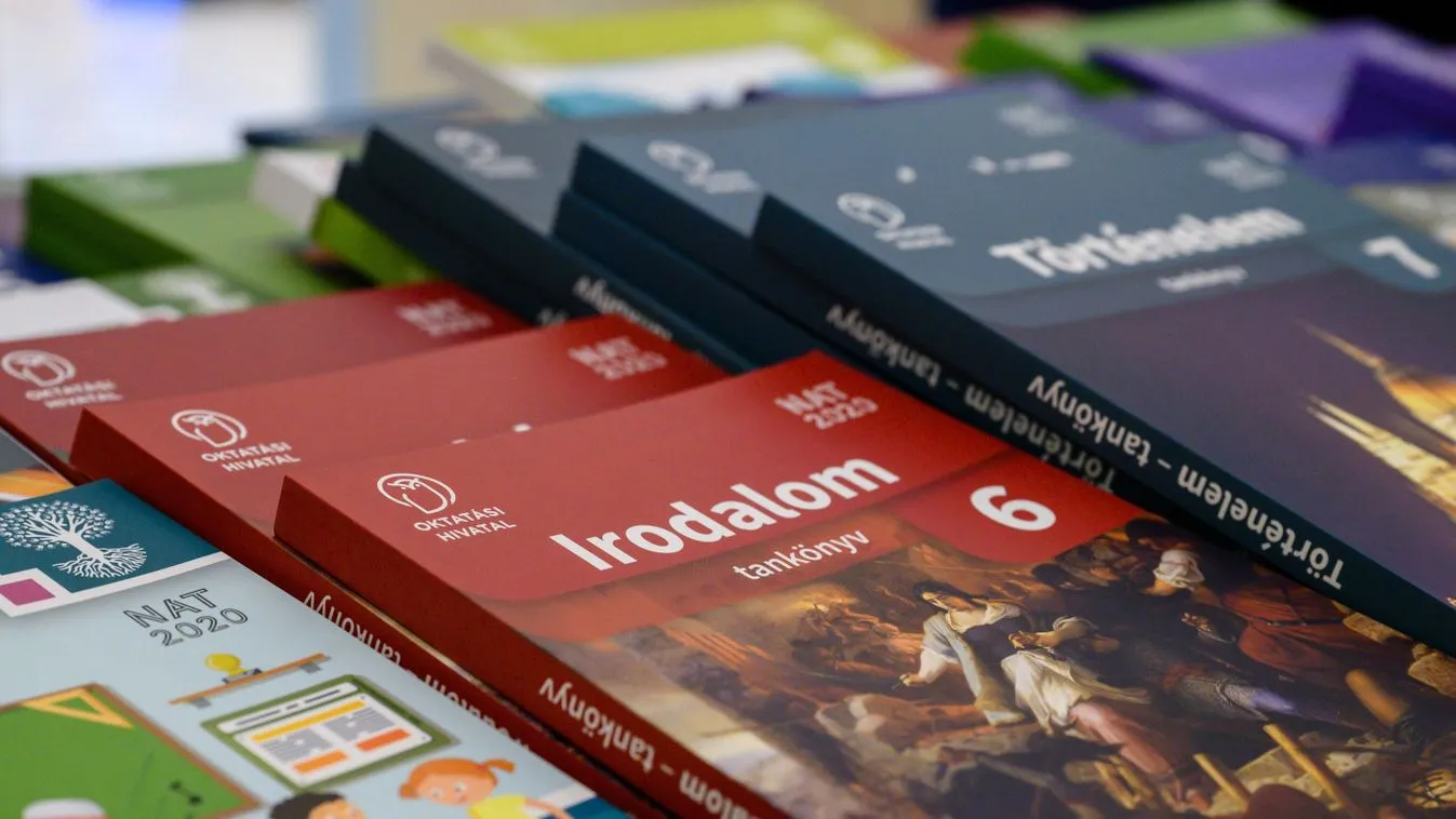 A Kello raktárából elindultak a diákokhoz az ingyenes tankönyvek