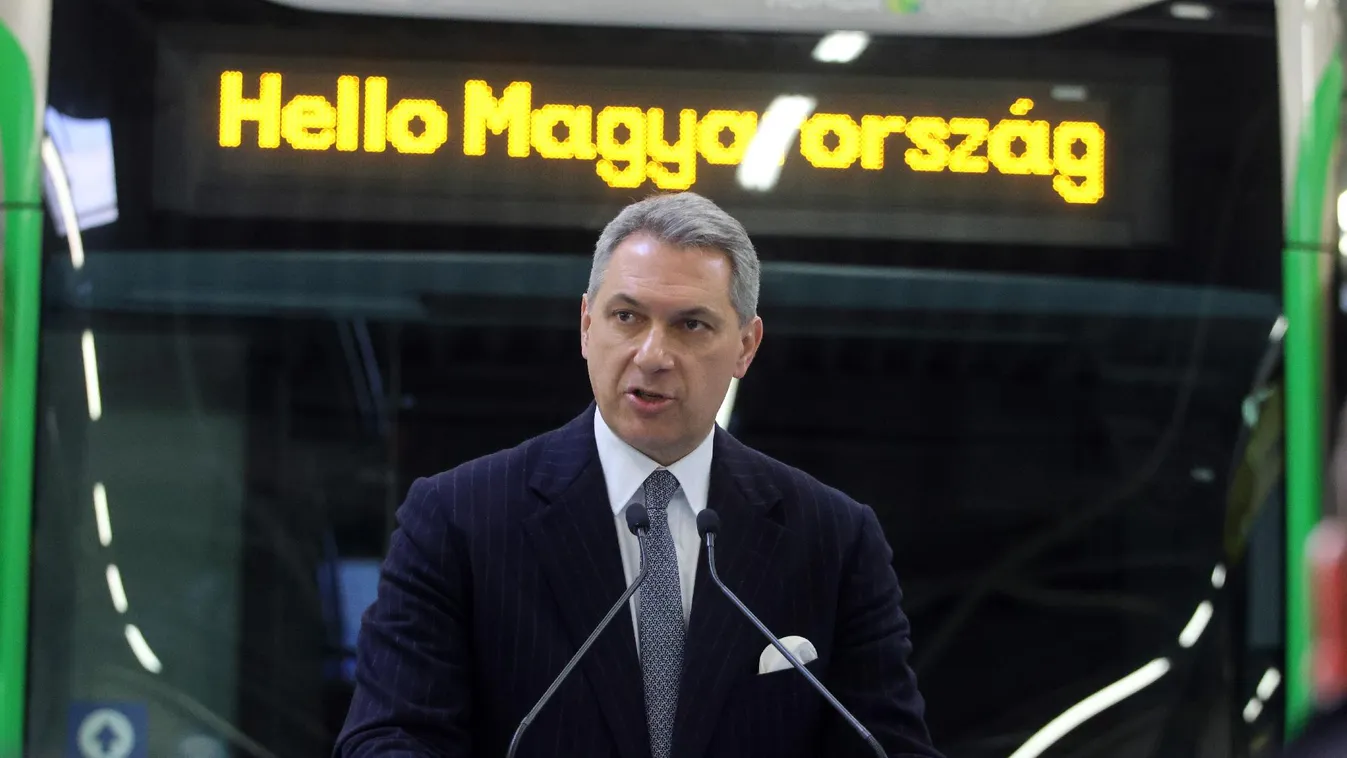 Lázár János: működik a Keleti pályaudvar + videó